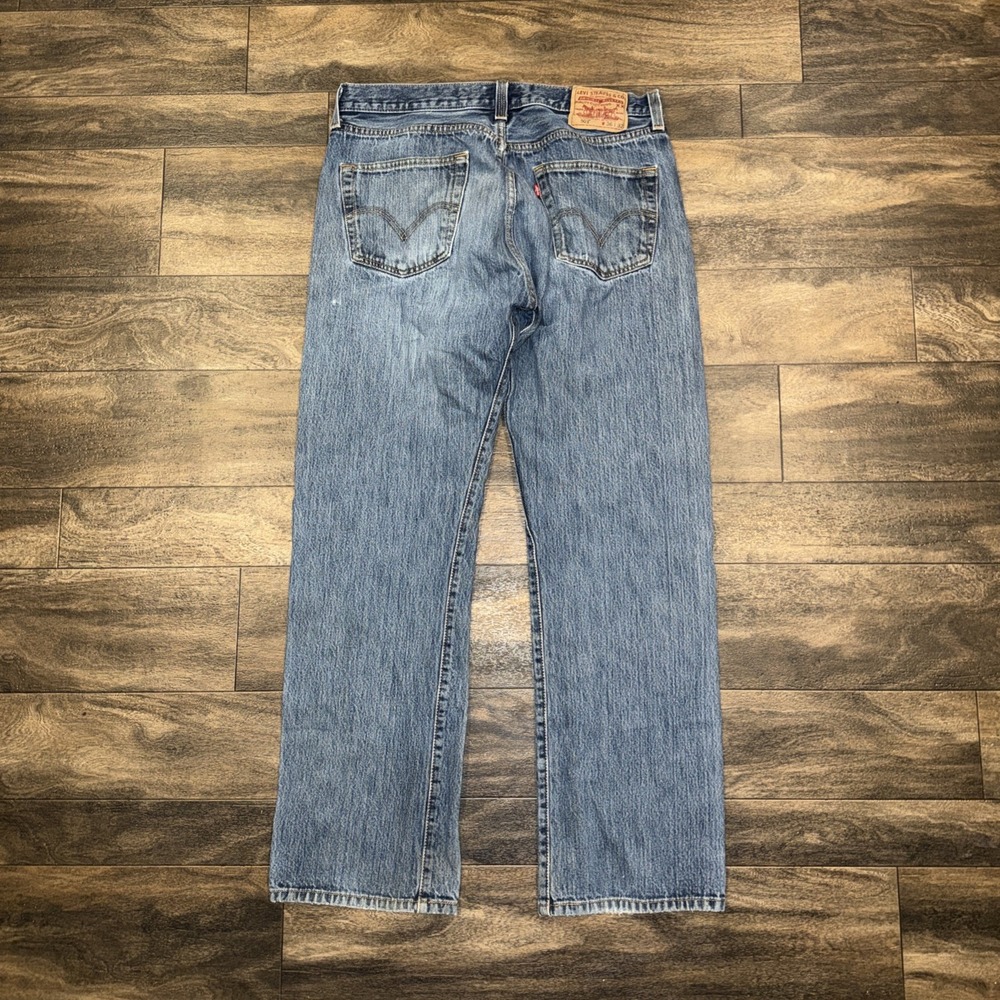 Vintage Levi's 501 Original Straight Leg Button-Fly Light Wash Denim Jeans 36x32